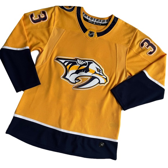 NWOT ADIDAS / NASHVILLE PREDATORS / NHL GOLD VIKTOR ARVIDSSON 33 HOME JERSEY - Picture 2 of 11